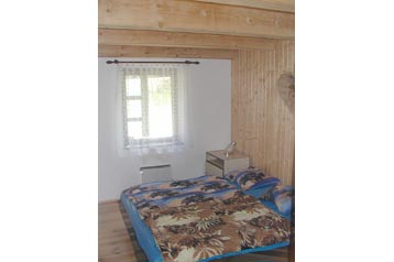 Češka Chata Oldřichov v Hájích, Eksterier